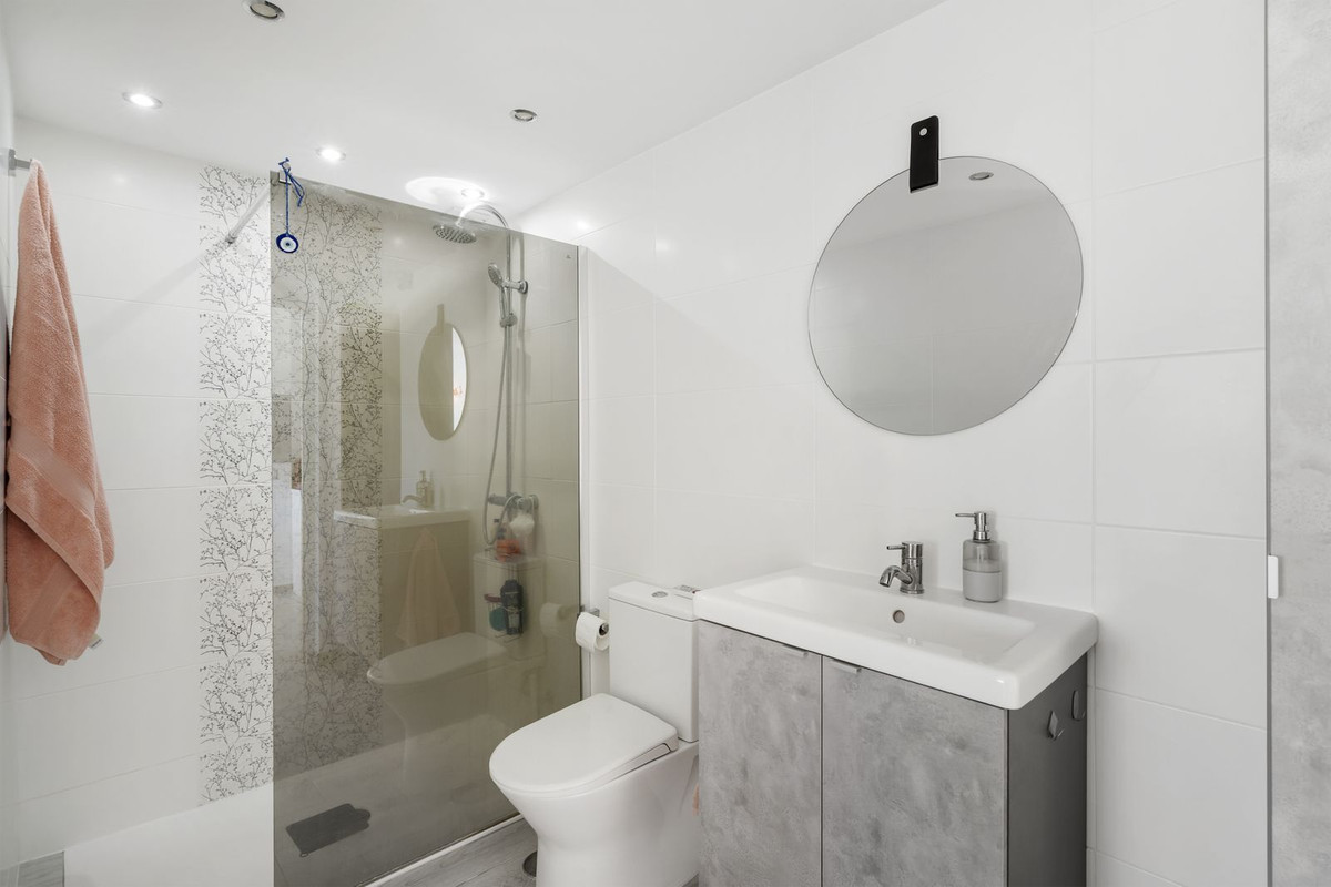 Appartement te koop in Miraflores | 2 slaapkamers H5261125