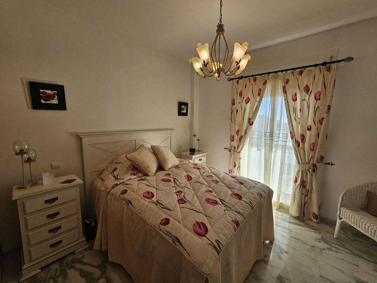 Appartement te koop in Miraflores | 3 slaapkamers H5288518