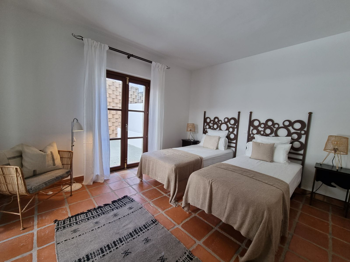 Property main view 36