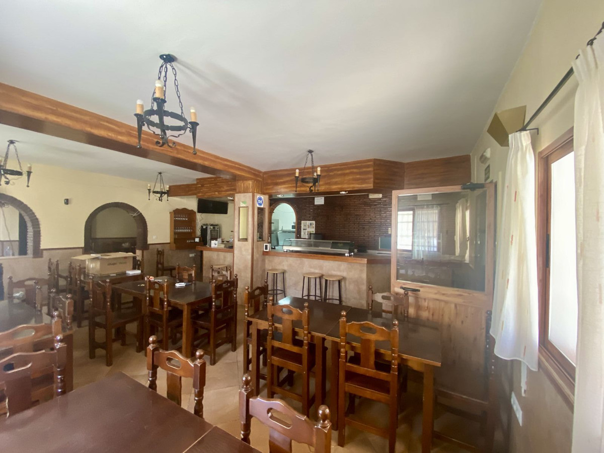 Vrijstaande Villa te koop in Málaga | 6 slaapkamers H4846426