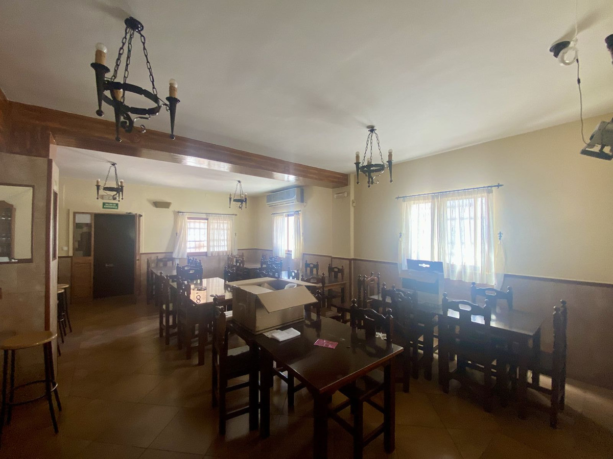 Vrijstaande Villa te koop in Málaga | 6 slaapkamers H4846426