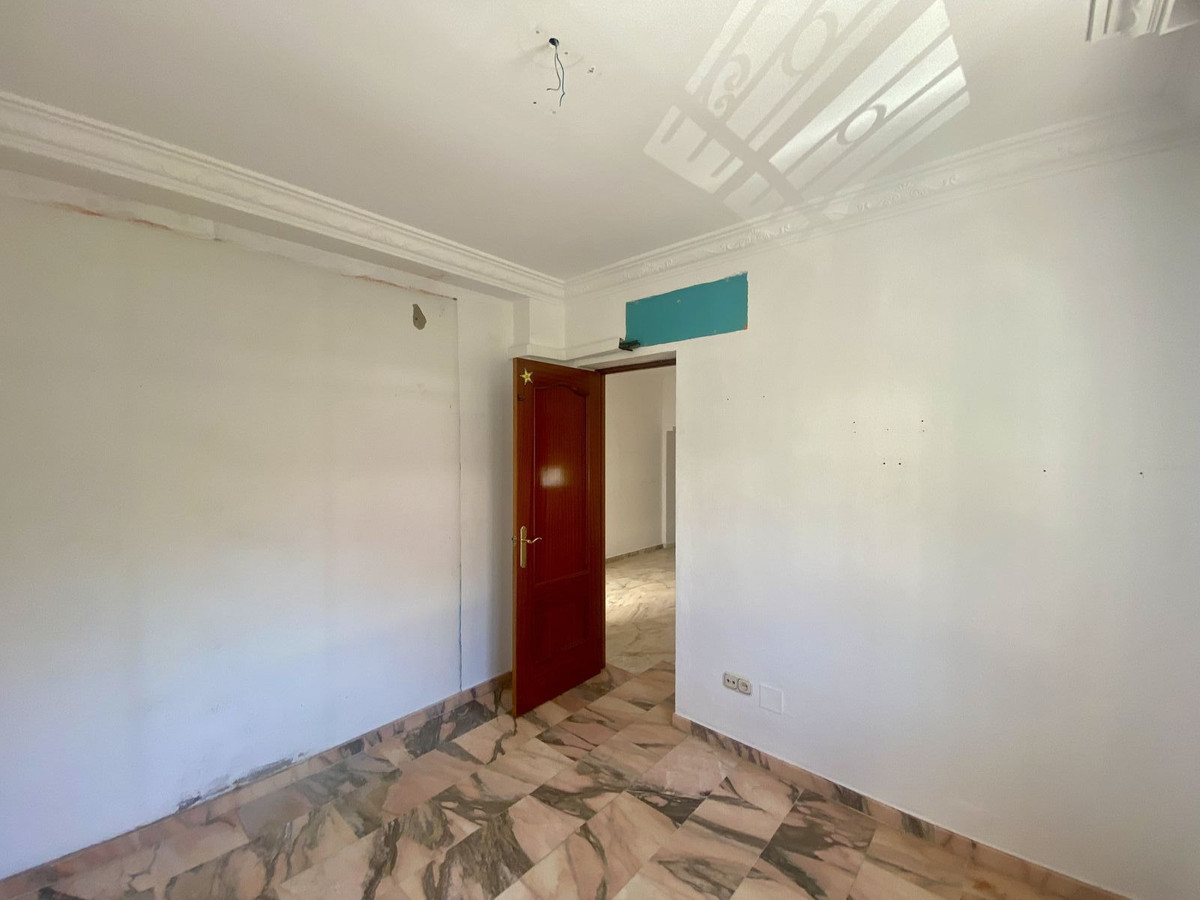 Vrijstaande Villa te koop in Málaga | 6 slaapkamers H4846426