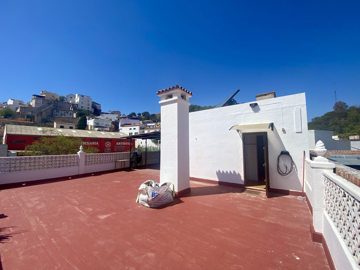 Vrijstaande Villa te koop in Málaga | 6 slaapkamers H4846426