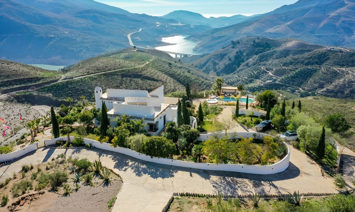 Finca - Cortijo te koop in Málaga | 5 slaapkamers H5025961