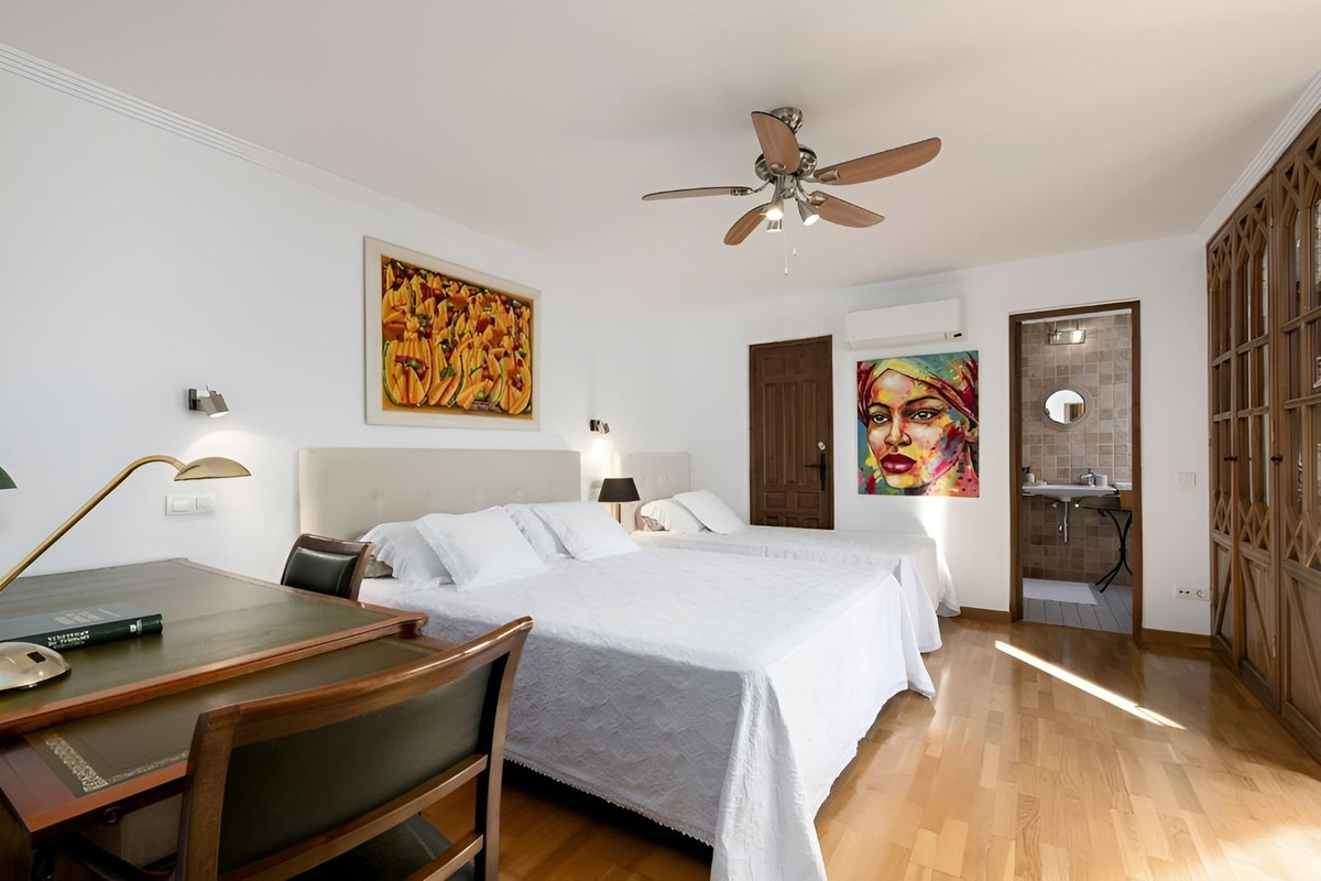 Finca - Cortijo te koop in Málaga | 5 slaapkamers H5025961
