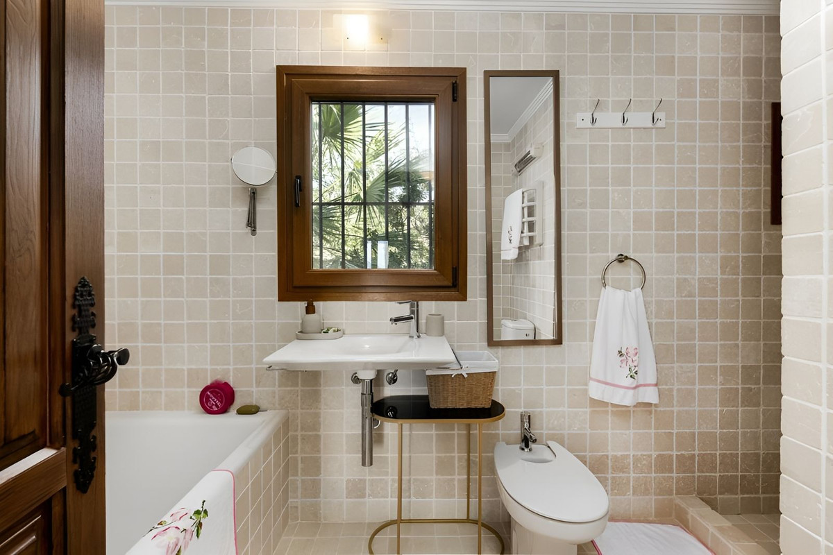 Finca - Cortijo te koop in Málaga | 5 slaapkamers H5025961