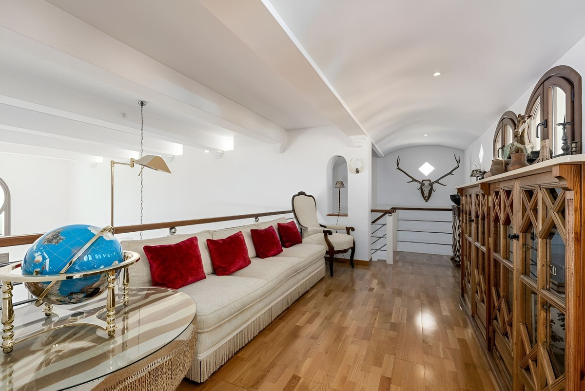 Finca - Cortijo te koop in Málaga | 5 slaapkamers H5025961