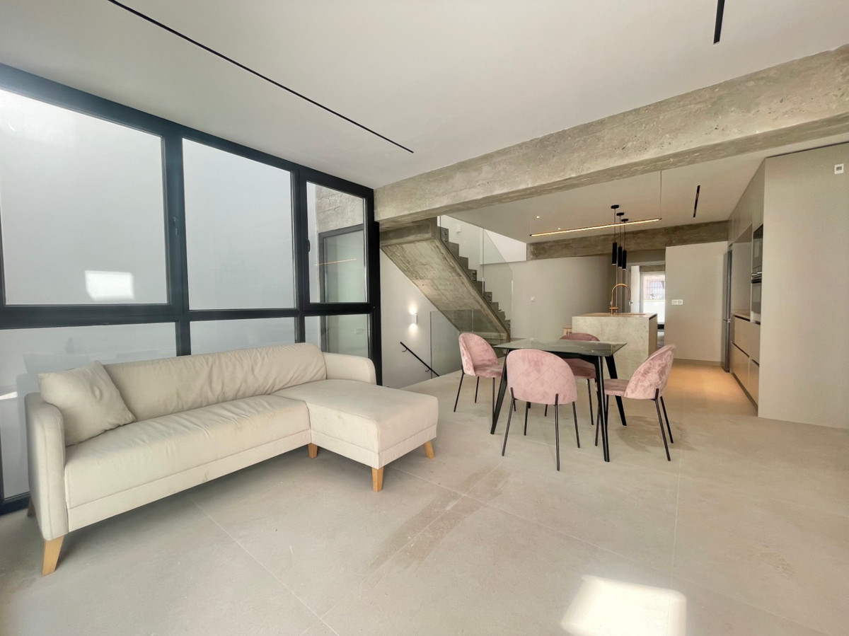 Property main view 36