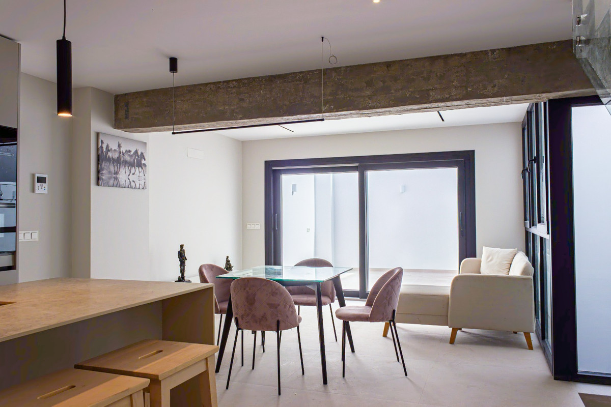 Property main view 40