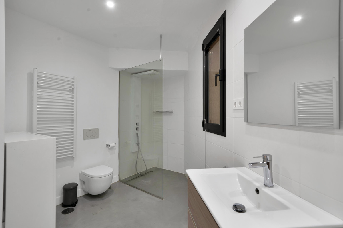 Vrijstaande Villa te koop in Málaga | 6 slaapkamers H5236804