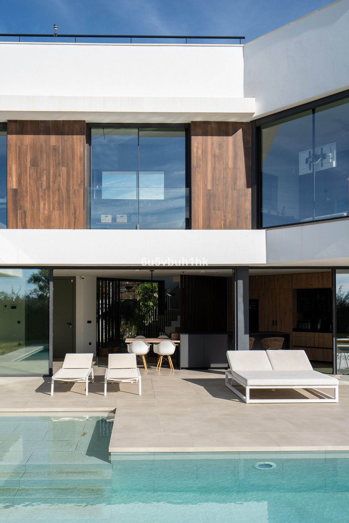 Property main view 44