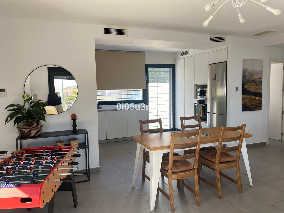 Vrijstaande Villa te koop in Málaga | 4 slaapkamers H5412118