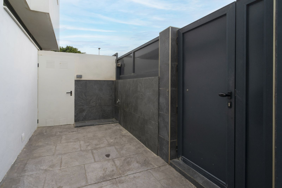 Property main view 40