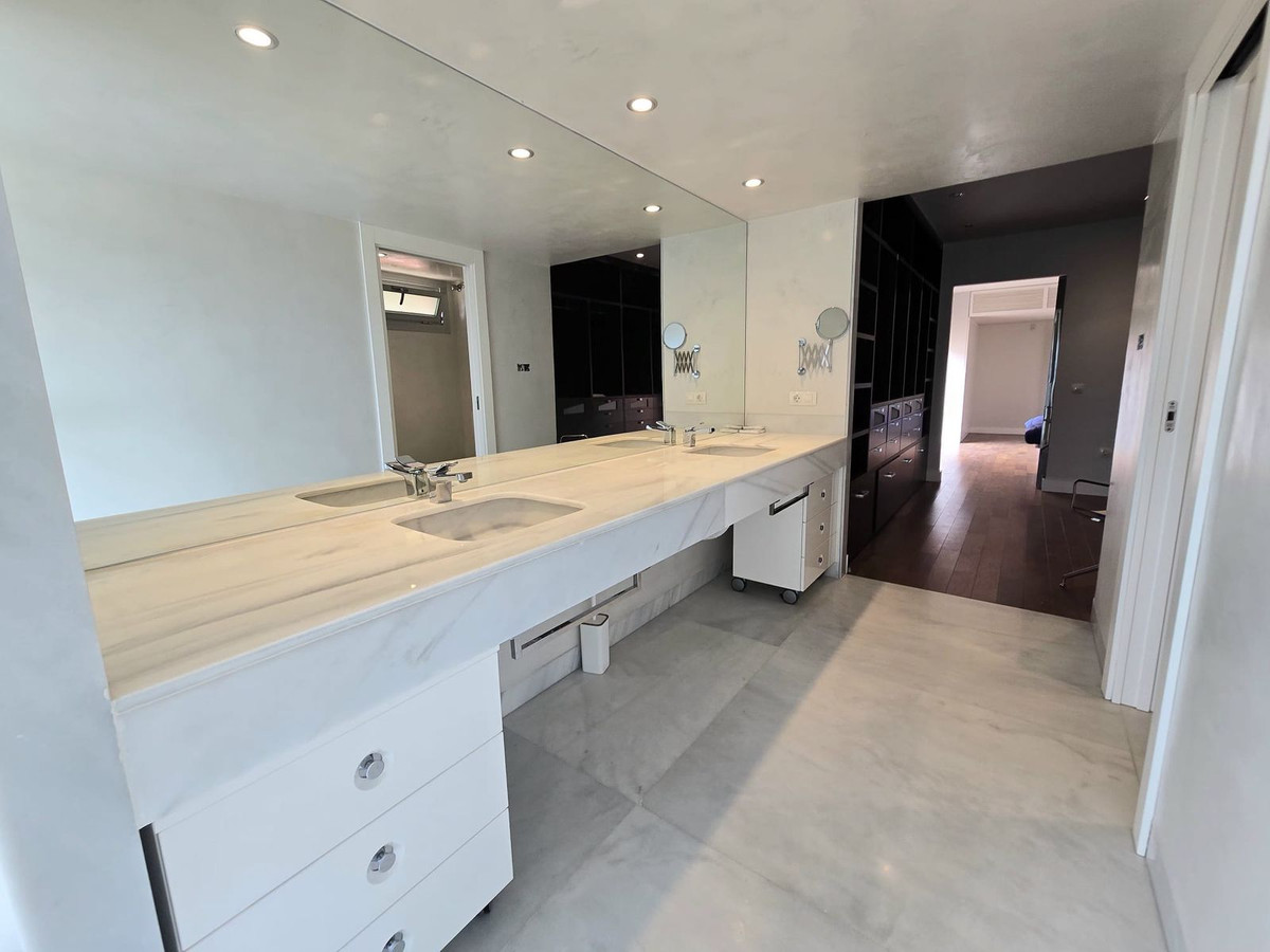 Property main view 18