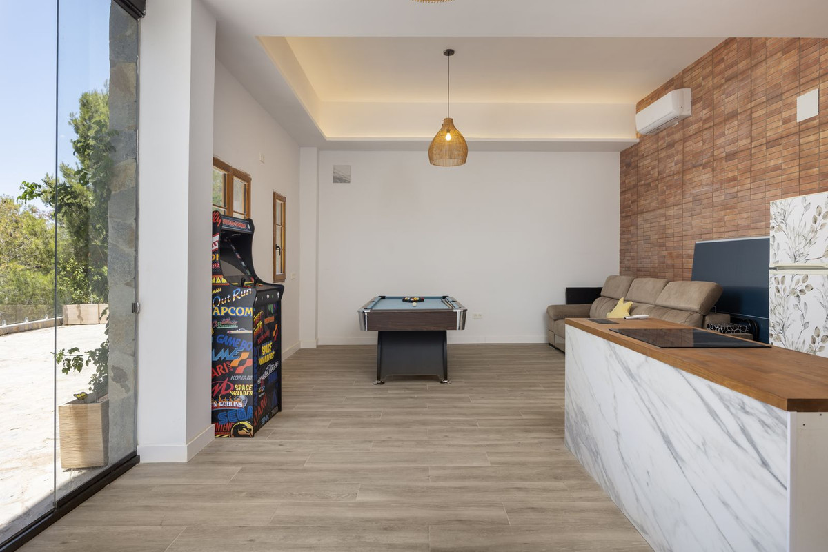 Vrijstaande Villa te koop in Málaga | 5 slaapkamers H5514319