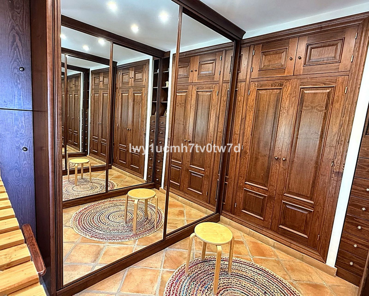 Vrijstaande Villa te koop in Málaga | 6 slaapkamers H5514655