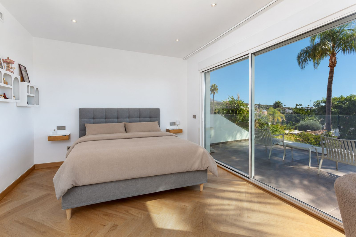 Vrijstaande Villa te koop in Málaga | 6 slaapkamers H5528623