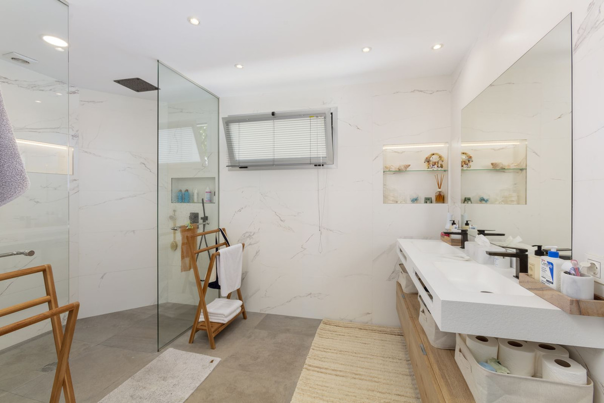Vrijstaande Villa te koop in Málaga | 6 slaapkamers H5528623