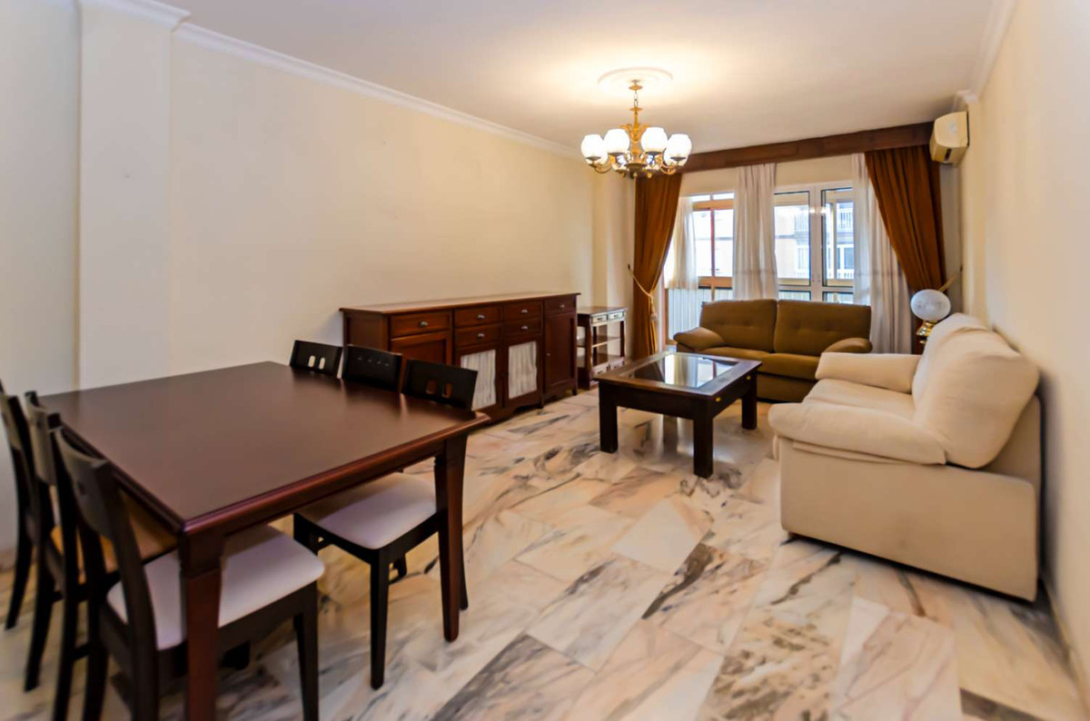 Appartement te koop in Málaga Centro | 4 slaapkamers H5134489