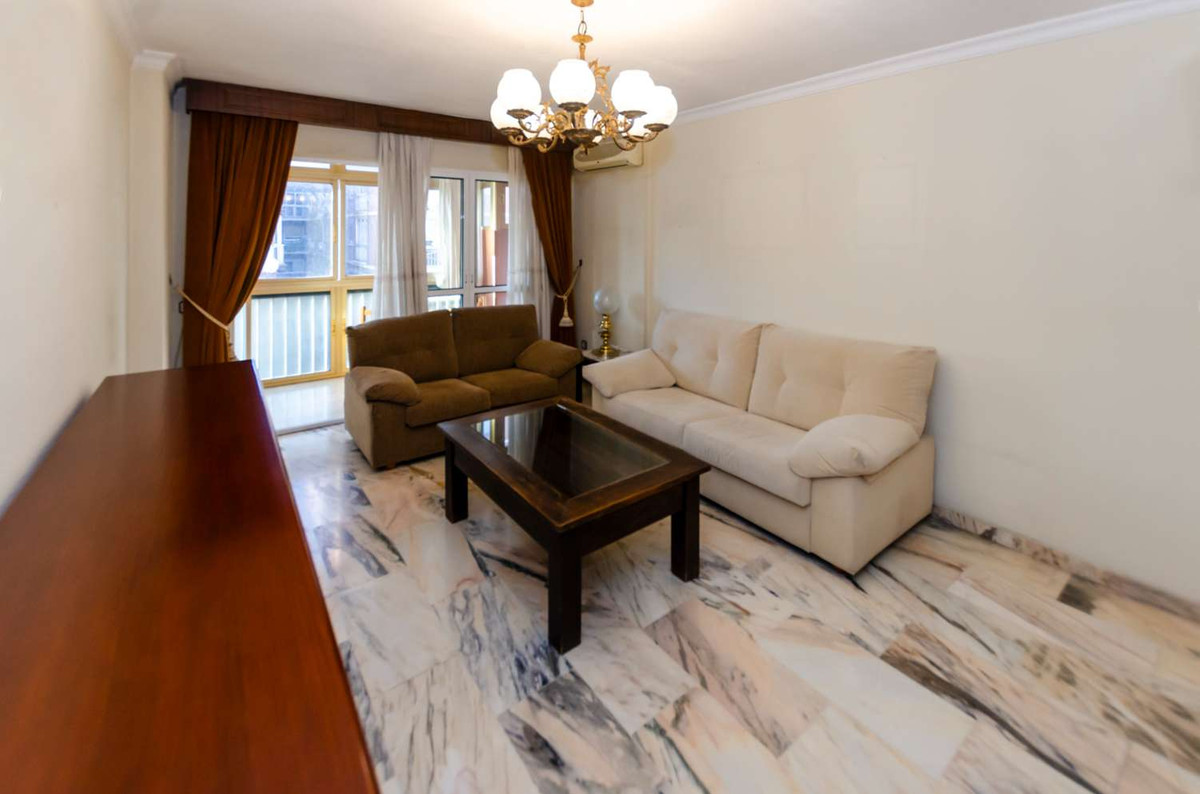 Appartement te koop in Málaga Centro | 4 slaapkamers H5134489