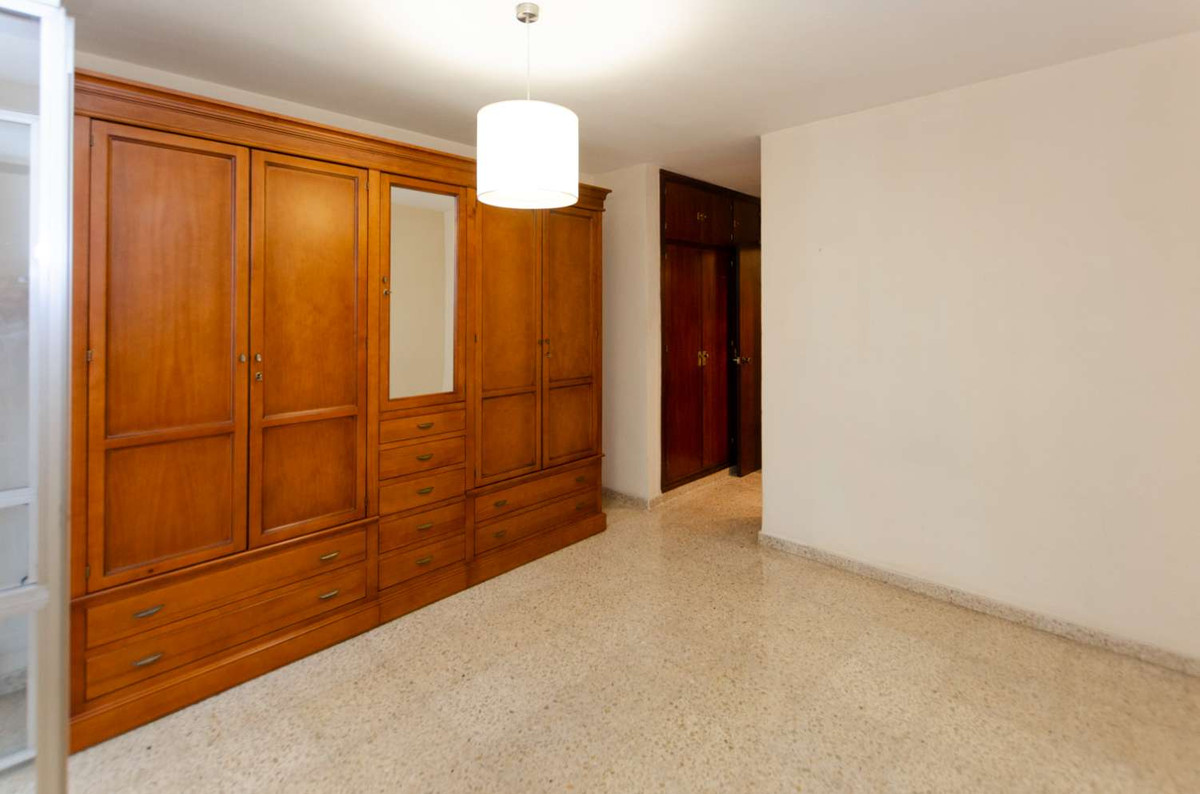 Appartement te koop in Málaga Centro | 4 slaapkamers H5134489