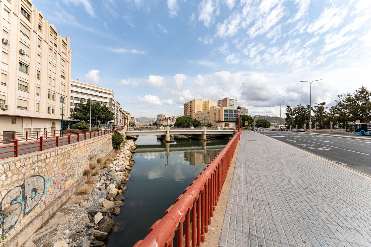 Appartement te koop in Málaga Centro | 3 slaapkamers H5444998