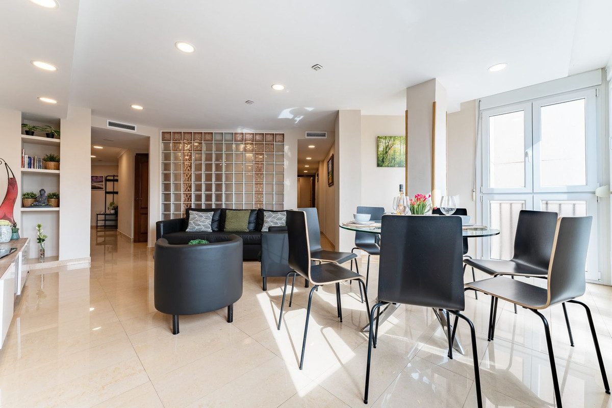 Appartement te koop in Málaga Centro | 3 slaapkamers H5444998