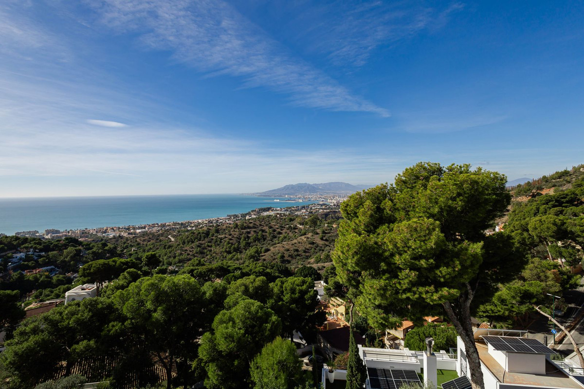 Vrijstaande Villa in Málaga Este-58