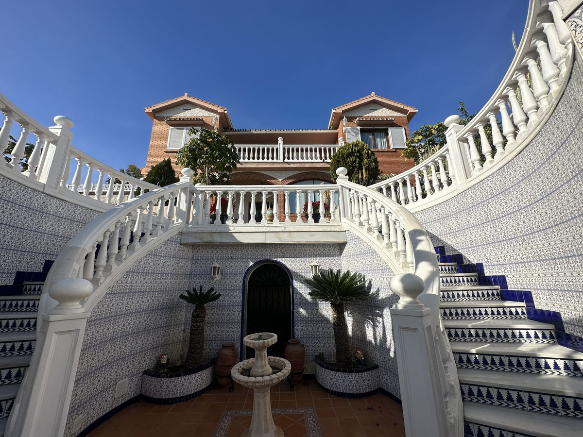 Vrijstaande Villa in Málaga Este-8