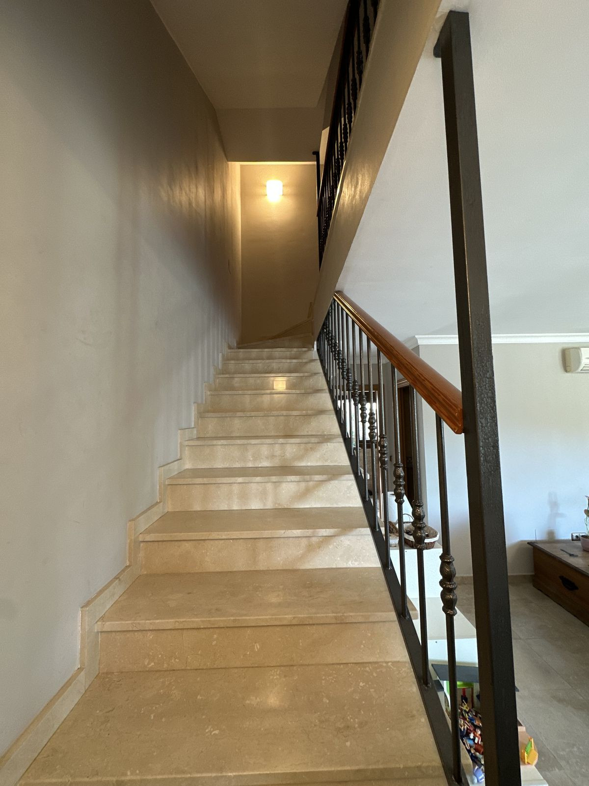 Semi-Vrijstaande Villa in Málaga Este-17