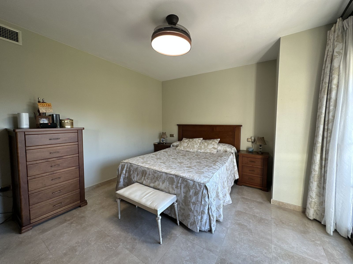 Semi-Vrijstaande Villa in Málaga Este-27