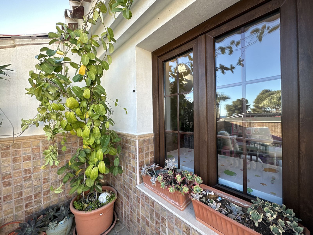 Semi-Vrijstaande Villa in Málaga Este-38
