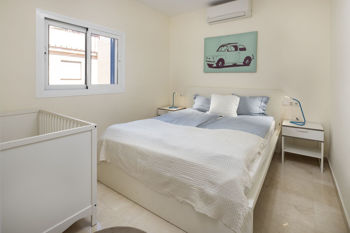 Geschakelde Woning in Málaga Este-11