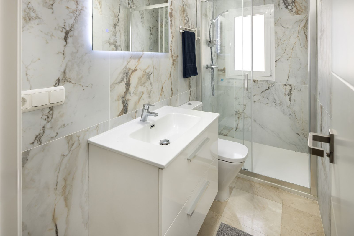 Geschakelde Woning in Málaga Este-14