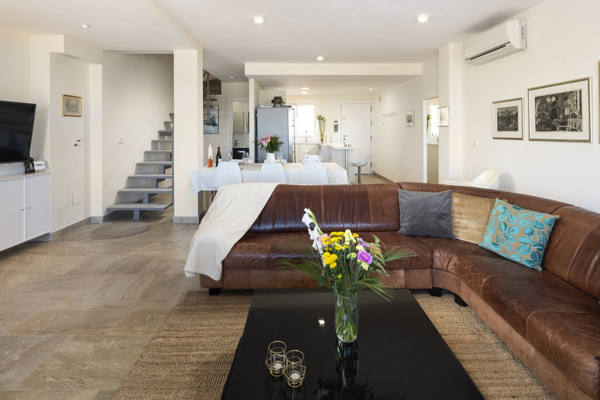 Geschakelde Woning in Málaga Este-6