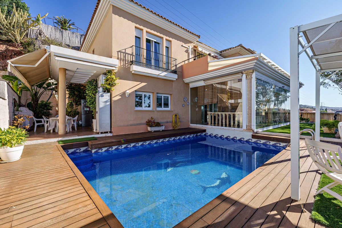 Vrijstaande Villa in Málaga Este-1