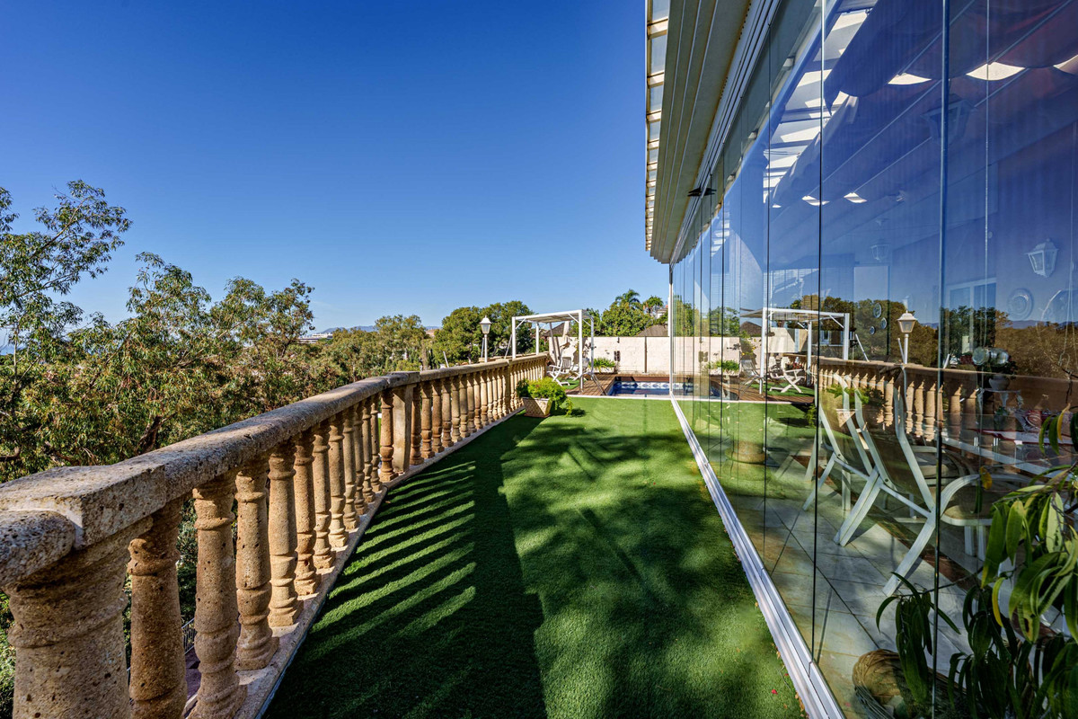 Vrijstaande Villa in Málaga Este-16