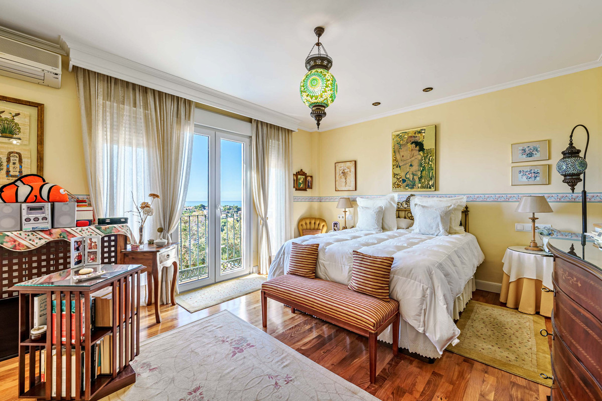 Vrijstaande Villa in Málaga Este-27