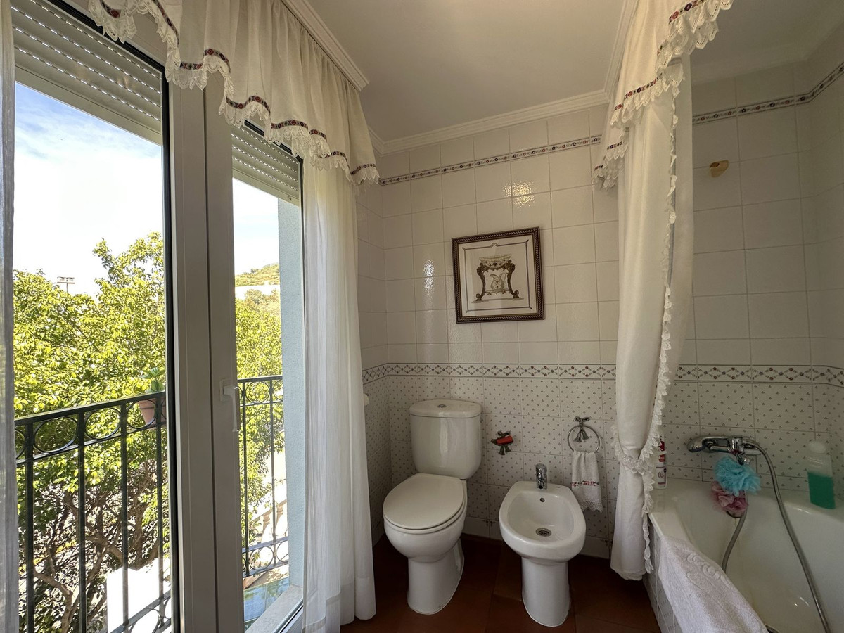 Geschakelde Woning in Málaga Este-18