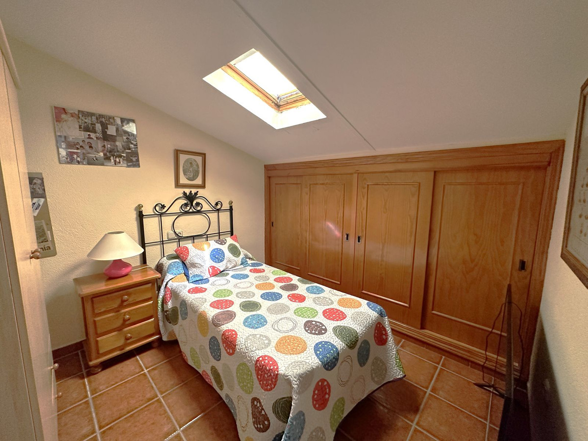 Geschakelde Woning in Málaga Este-25
