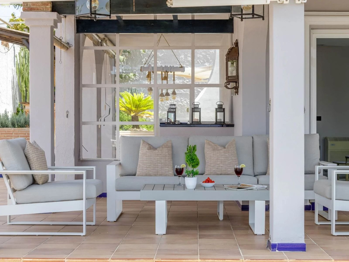 Vrijstaande Villa in Málaga Este-12