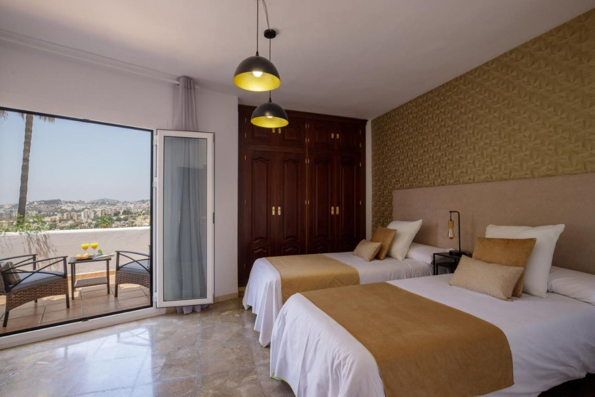 Vrijstaande Villa in Málaga Este-21