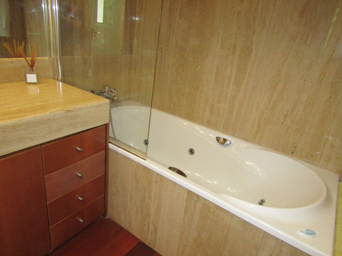 Huis te koop in Málaga Este | 6 slaapkamers H5052238