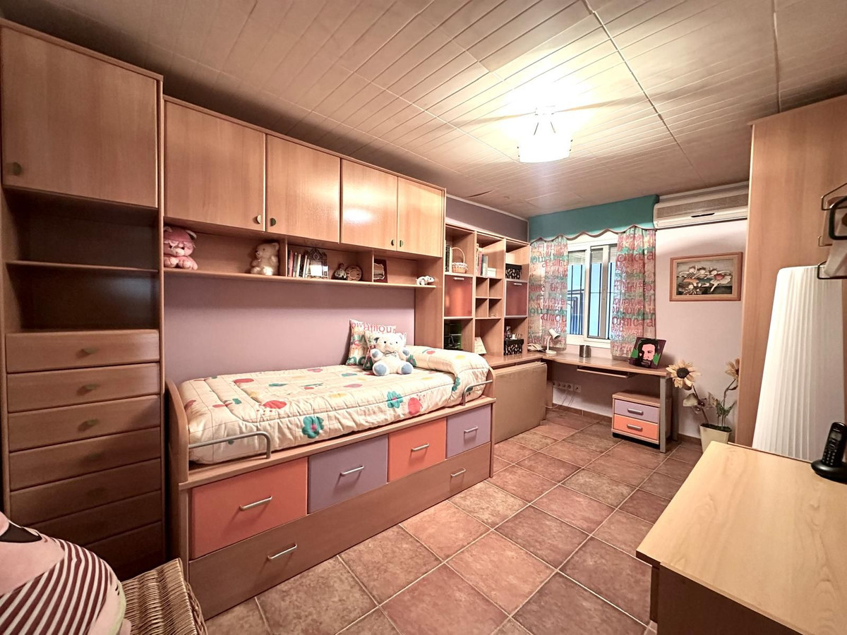 Property main view 44