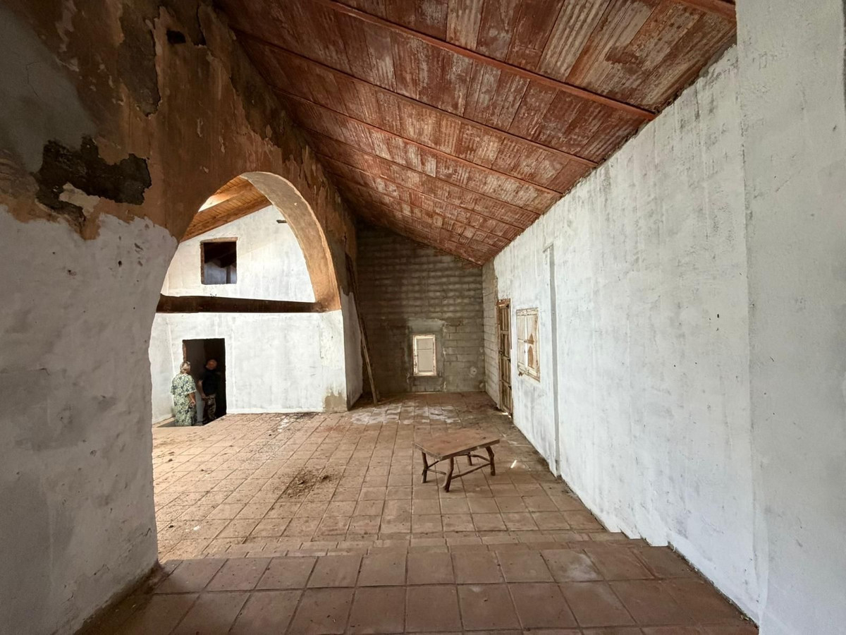 Huis te koop in Málaga Este | 8 slaapkamers H5411575