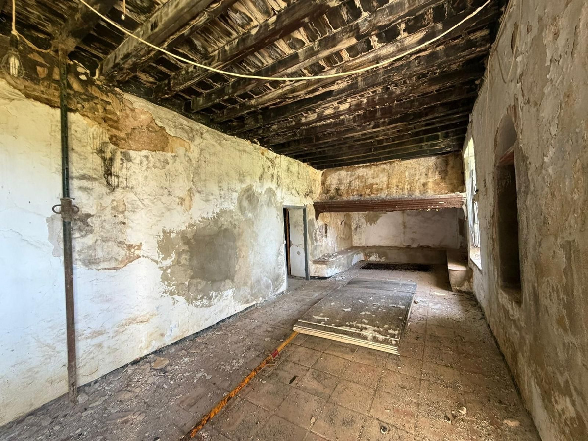 Huis te koop in Málaga Este | 8 slaapkamers H5411575