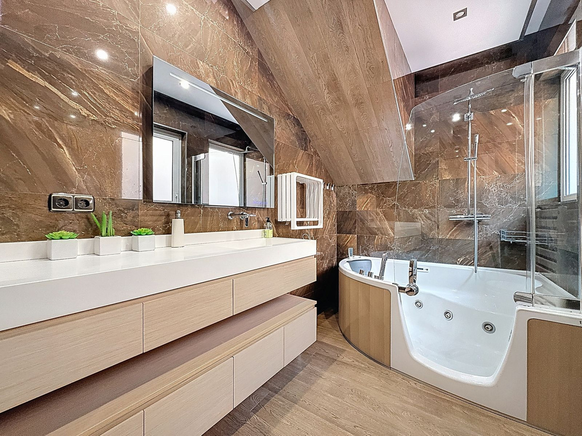 Property main view 16