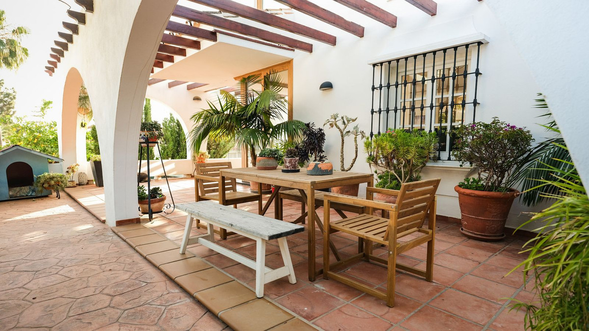 Huis te koop in Málaga Este | 6 slaapkamers H5498266