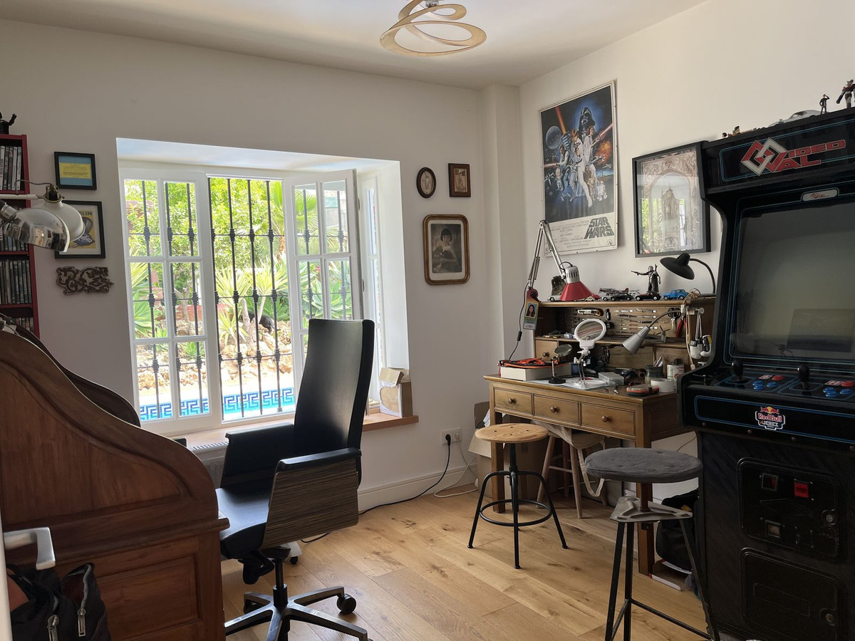 Huis te koop in Málaga Este | 6 slaapkamers H5498266