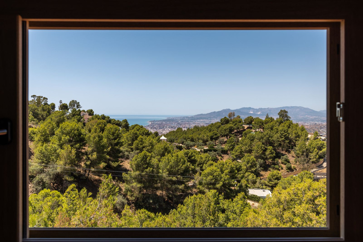 Huis te koop in Málaga Este | 5 slaapkamers H5516992